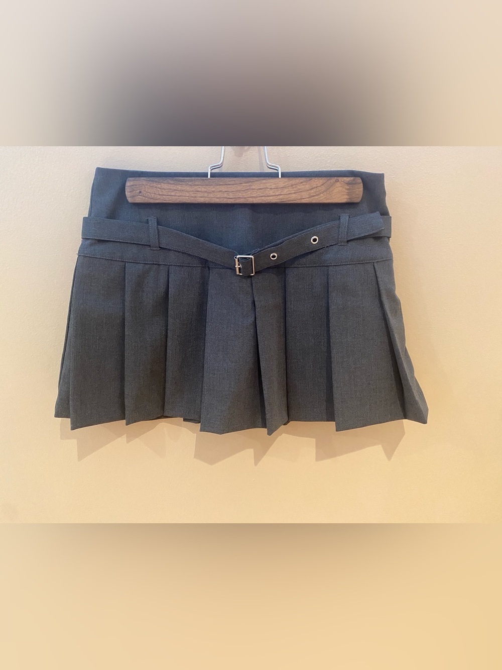 Zara Dark Gray Pleated Mini Skirt with Belt